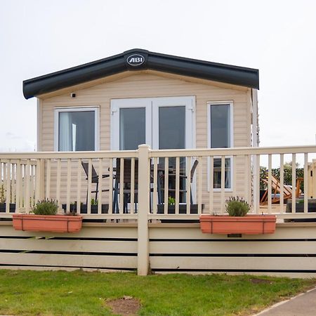 Luxury Lancaster Lodge - The Best Hot Tub Getaway! Tattershall Exterior foto